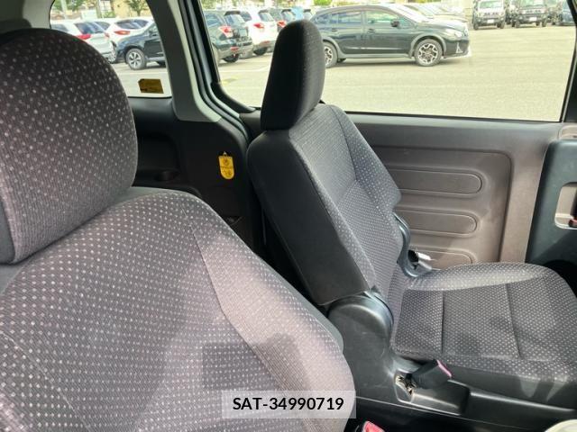 Toyota PORTE 2014-03 8745219-10