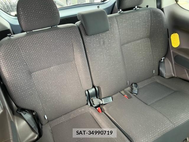 Toyota PORTE 2014-03 8745219-11