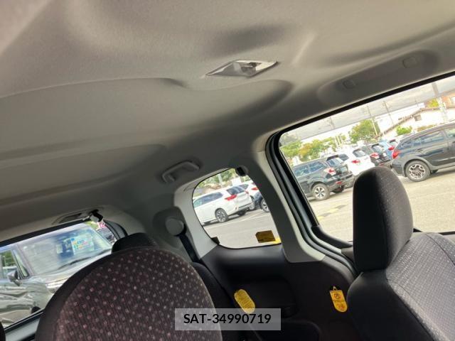 Toyota PORTE 2014-03 8745219-12
