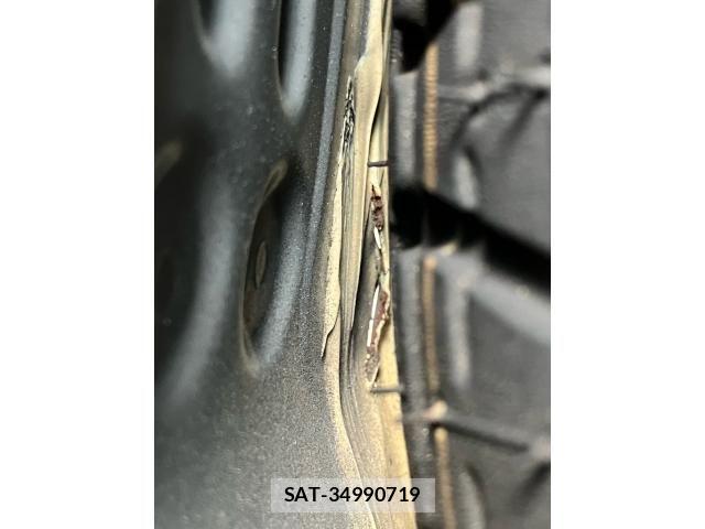 Toyota PORTE 2014-03 8745219-22