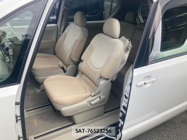 Toyota PORTE 2010-08 8745220-12