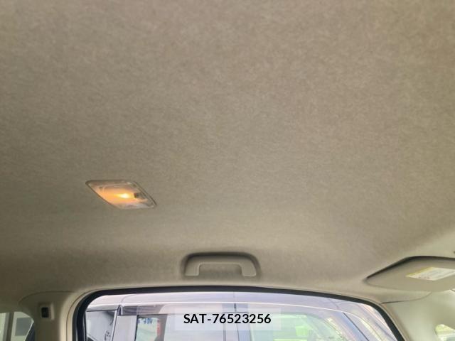 Toyota PORTE 2010-08 8745220-14