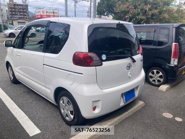 Toyota PORTE 2010-08 8745220-1