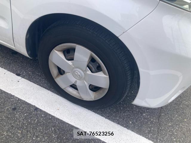 Toyota PORTE 2010-08 8745220-2