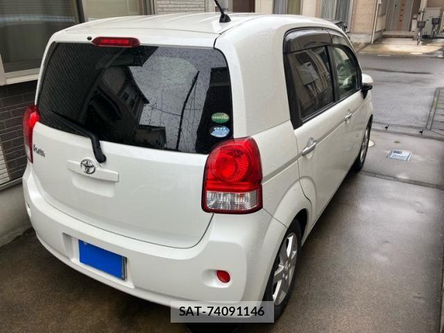 Toyota PORTE 2016-09 8745216-2