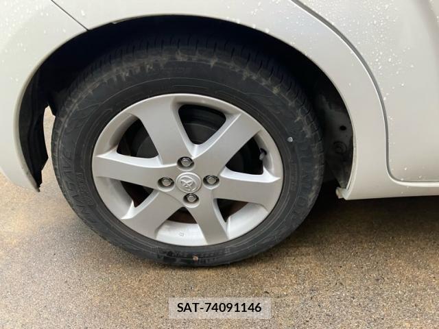 Toyota PORTE 2016-09 8745216-5