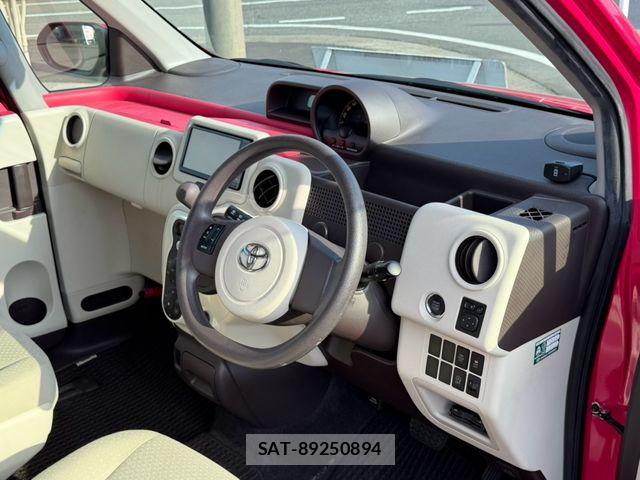 Toyota PORTE 2015-12 8745217-26