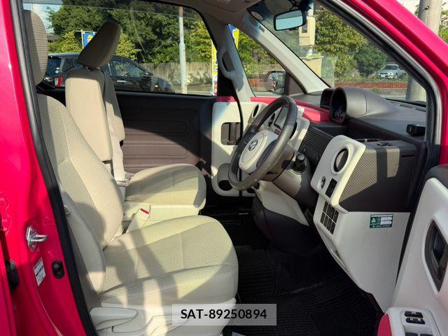 Toyota PORTE 2015-12 8745217-27
