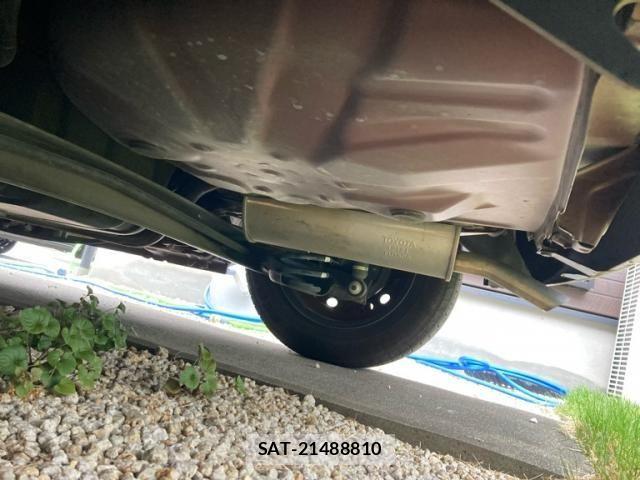 Toyota PORTE 2010-05 8745221-10