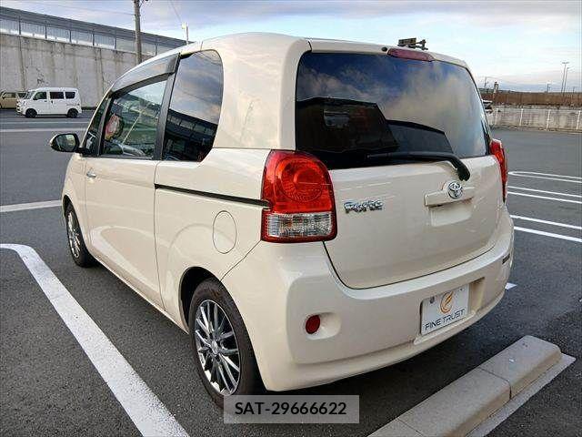 Toyota PORTE 2016-08 8745218-12