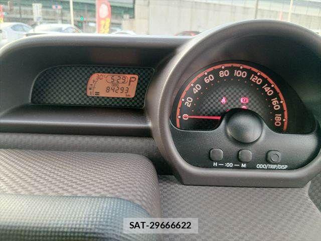 Toyota PORTE 2016-08 8745218-14