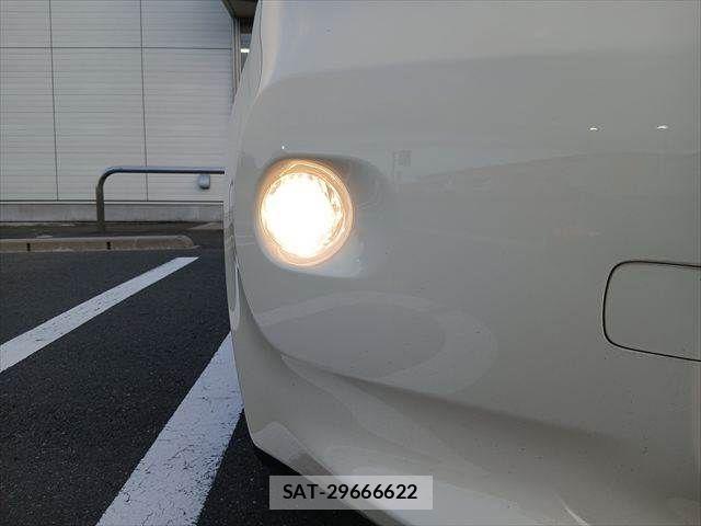 Toyota PORTE 2016-08 8745218-18