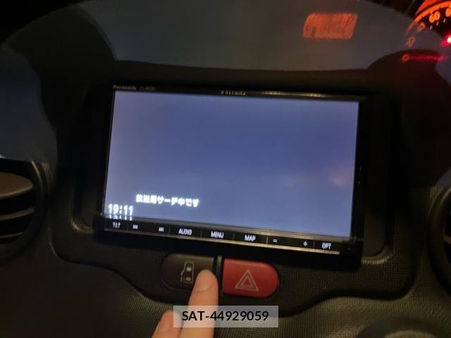 Toyota PORTE 2015-10 8781624-17