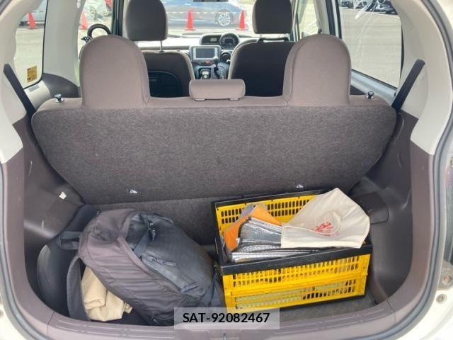 Toyota PORTE 2013-11 8781622-10