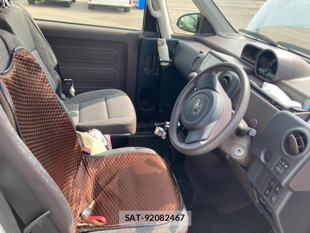 Toyota PORTE 2013-11 8781622-17