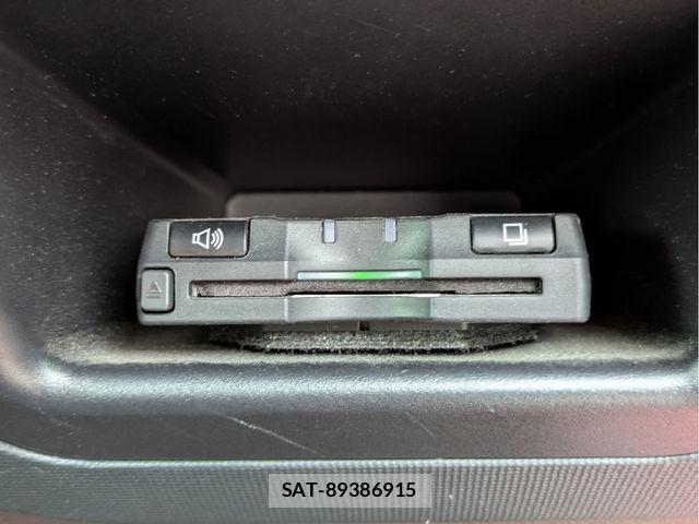 Toyota PORTE 2015-10 8797129-12