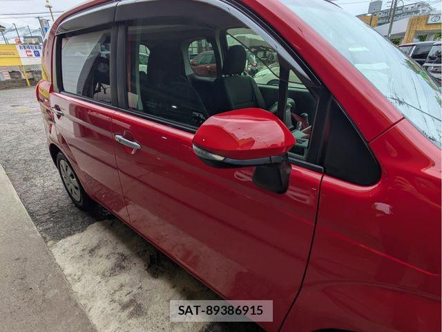 Toyota PORTE 2015-10 8797129-21