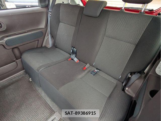 Toyota PORTE 2015-10 8797129-4