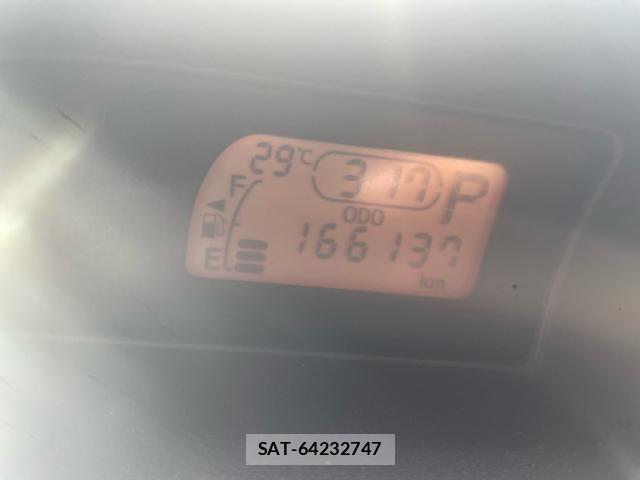 Toyota PORTE 2013-10 8831081-16