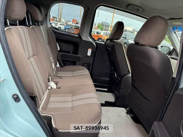 Toyota PORTE 2018-09 8831080-16