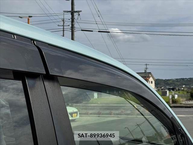 Toyota PORTE 2018-09 8831080-29