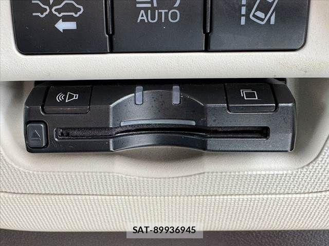 Toyota PORTE 2018-09 8831080-5