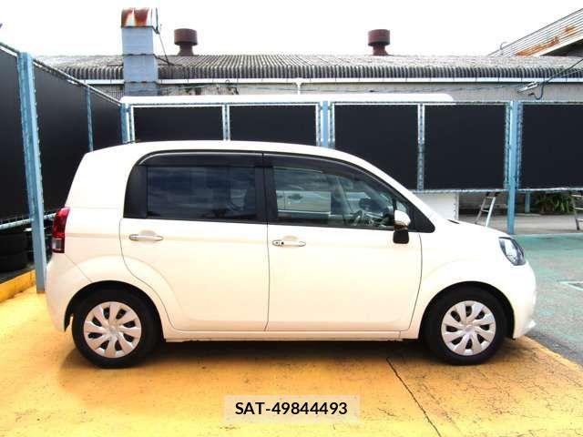 Toyota PORTE 2020-04 8850360-4