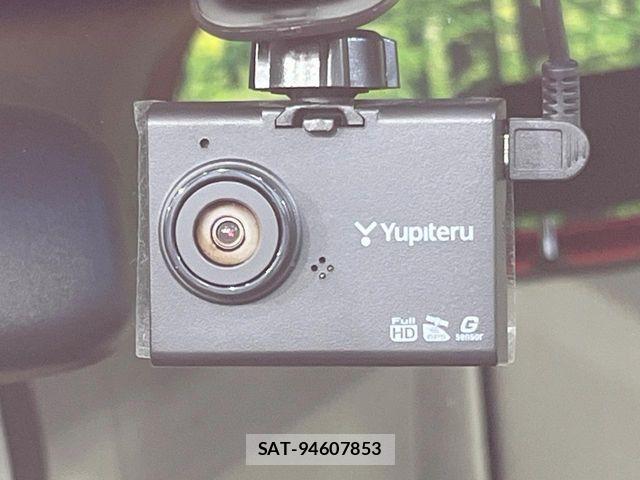 Toyota PORTE 2018-07 8871826-6