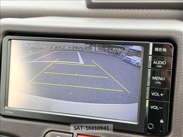 Toyota PORTE 2014-10 8881566-11