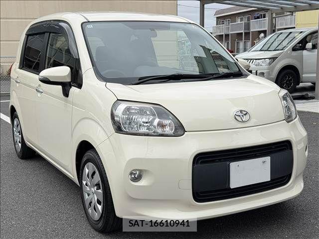 Toyota PORTE 2014-10 8881566-4