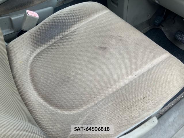 Toyota PORTE 2007-11 8881568-10
