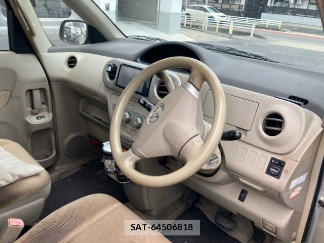 Toyota PORTE 2007-11 8881568-12