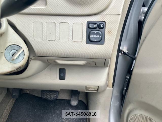 Toyota PORTE 2007-11 8881568-13