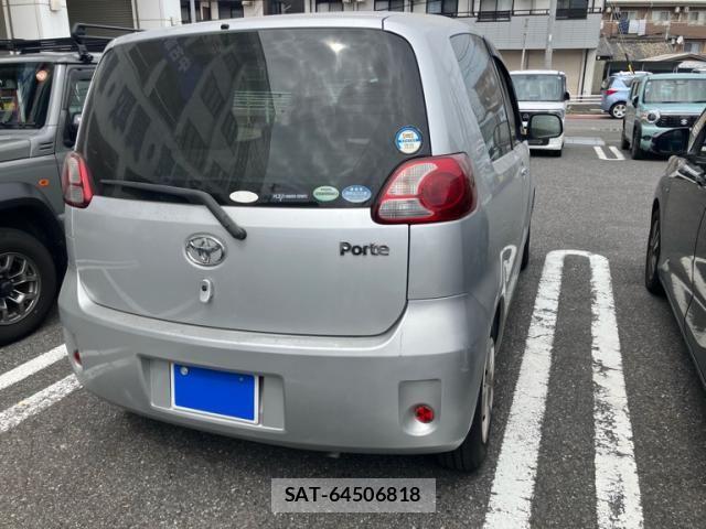 Toyota PORTE 2007-11 8881568-3