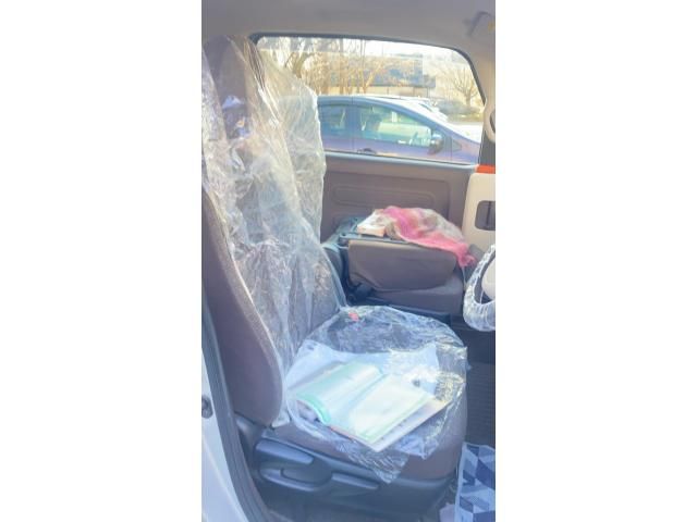 Toyota PORTE 2013-01 1548470-13