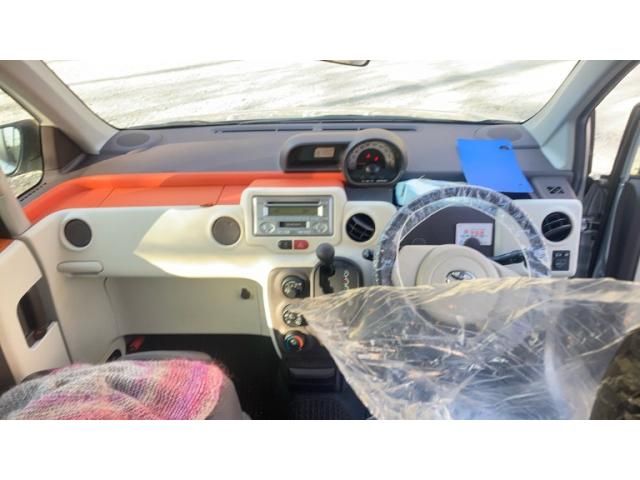 Toyota PORTE 2013-01 1548470-18