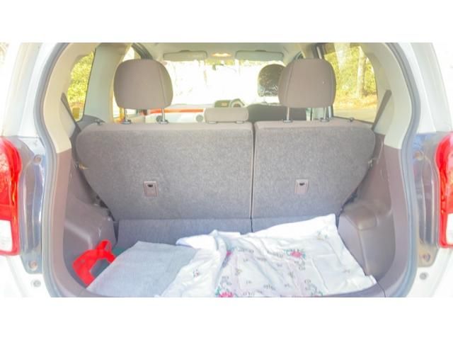 Toyota PORTE 2013-01 1548470-6
