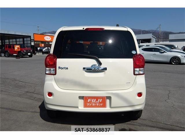 Toyota PORTE 2015-09 4977054-17