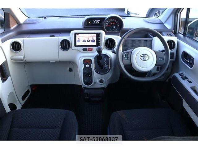 Toyota PORTE 2015-09 4977054-1