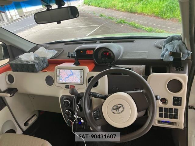 Toyota PORTE 2013-10 6911181-20