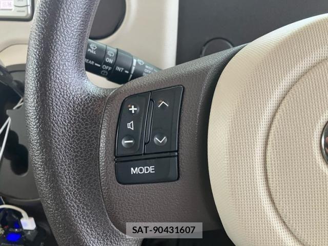 Toyota PORTE 2013-10 6911181-22