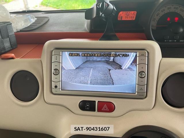 Toyota PORTE 2013-10 6911181-26