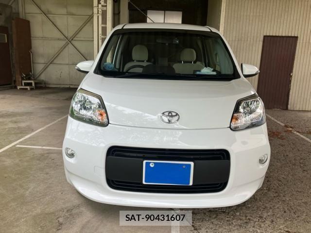Toyota PORTE 2013-10 6911181-3