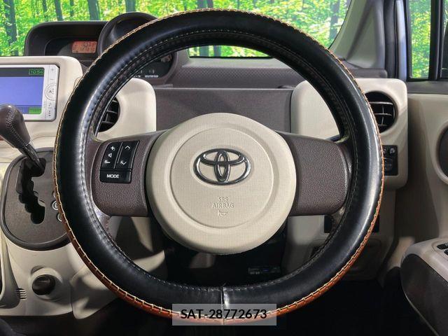 Toyota PORTE 2012-10 7217927-9