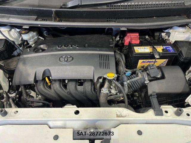 Toyota PORTE 2012-10 7217927-17