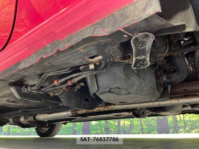 Toyota PORTE 2016-03 7251917-18