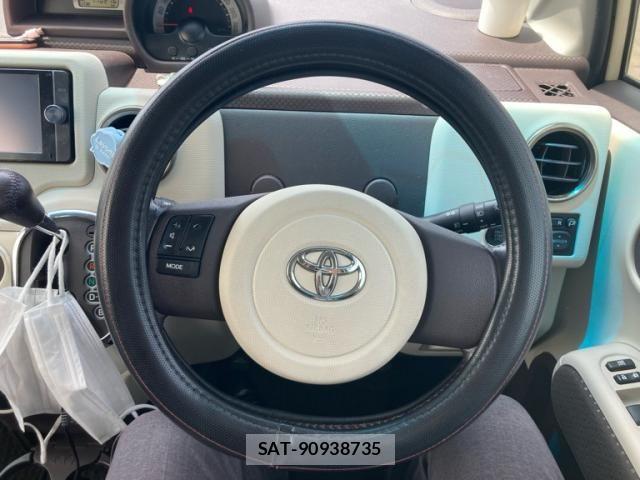 Toyota PORTE 2013-07 7329378-16