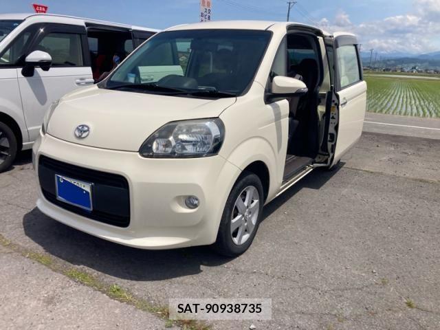 Toyota PORTE 2013-07 7329378-1