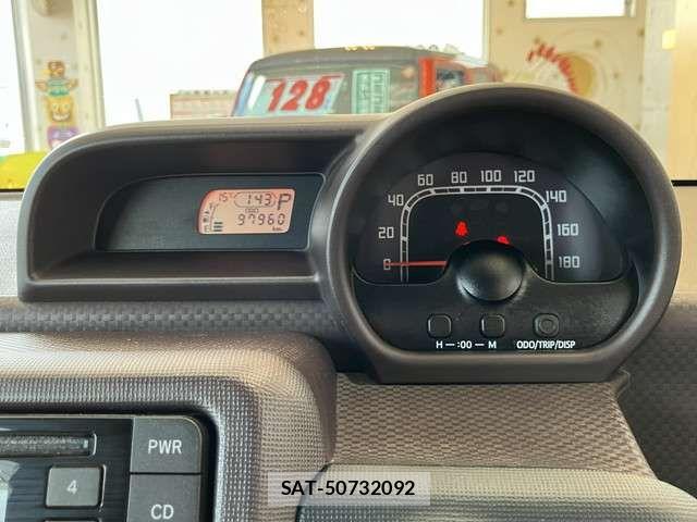 Toyota PORTE 2015-02 7329376-11