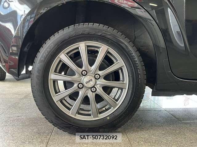 Toyota PORTE 2015-02 7329376-15